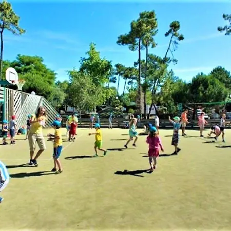 Hébergement de vacances à Avec Piscine Privée Saint-Jean-de-Monts
