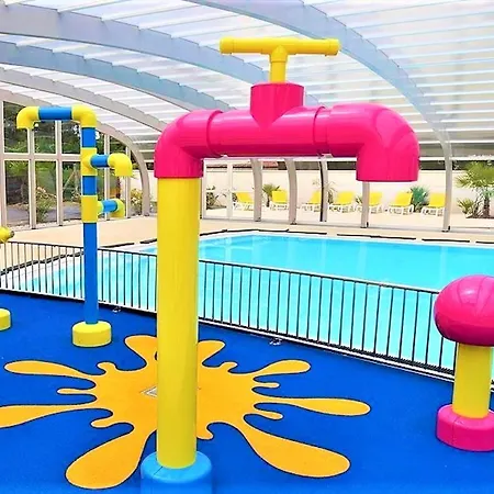 A Avec Piscine Privee Holiday home Saint-Jean-de-Monts