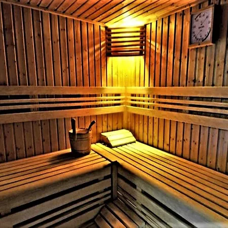 Сasa de vacaciones à Avec Piscine Privée